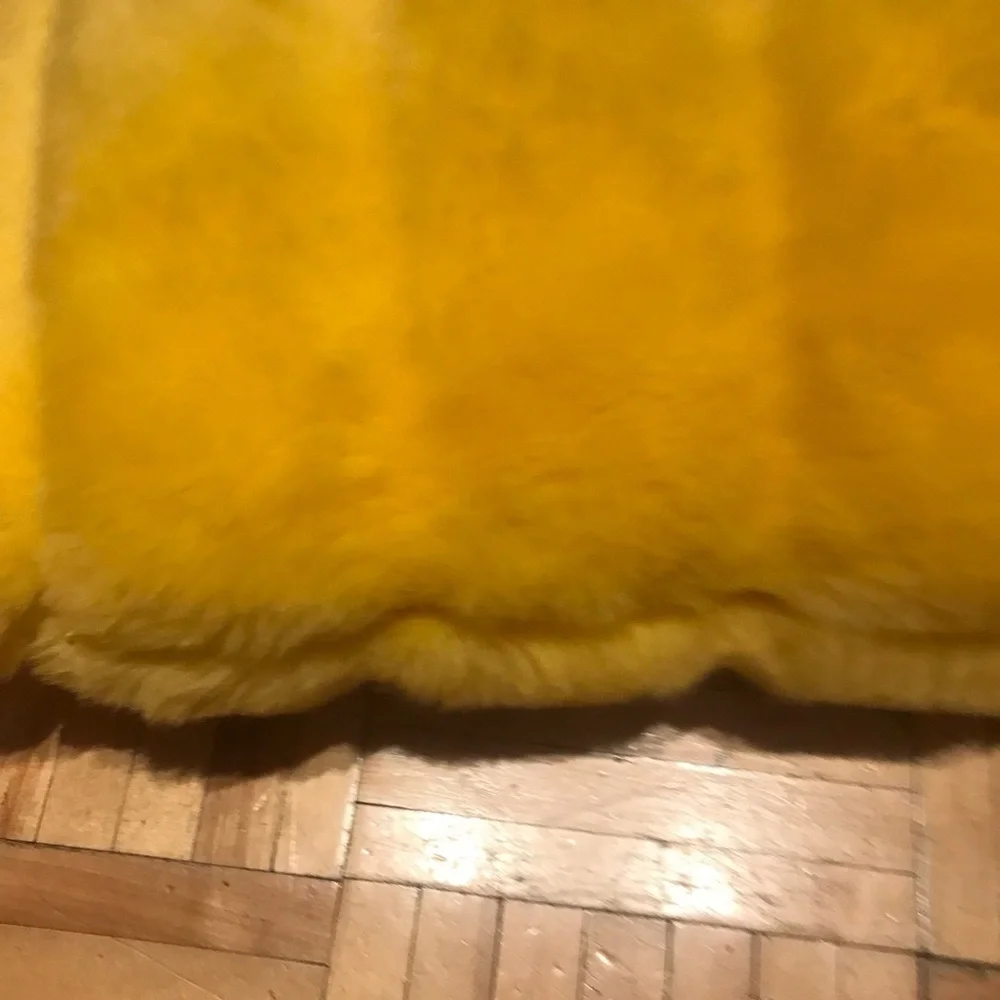 Home decor faux fur pillows nwot - Picture 3 of 6